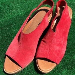 Sorel Red Suede Wedge Sandals